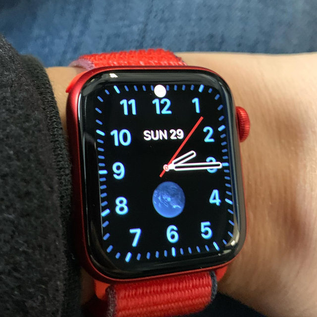This watch saves lives! ❤️ 

Thanks apple for caring about more than just your bottom line and partnering with red to help people who need it most! ❤️