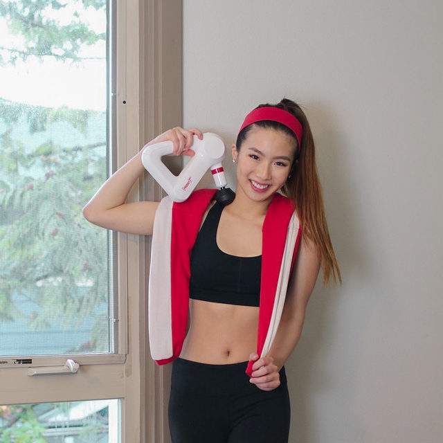 The word “obsessed” is an understatement for my Theragun. It utilizes percussive therapy to melt away tension and release soreness, and feels like a REAL massage. I got mine last month and I use it every single day—especially on my calves after those long 12 hour shifts. It is also great for promoting circulation in the morning, or for workout recovery. It’s very easy to use on yourself, but also great to use on a partner or family member 😊 .

This holiday season Therabody is partnering with red, so when you purchase a Therabody RED product, part of proceeds will go towards a Global Fund to help fight 2 pandemics: HIV/AIDS and COVID-19. They have a range of different products, so if you are looking for the perfect holiday gift, look no further!

#TherabodyPartner #FeelGoodDoBetter